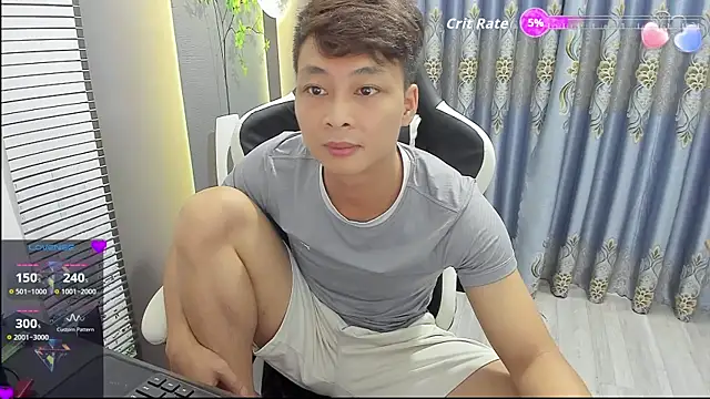 Naughty___asian webcam
