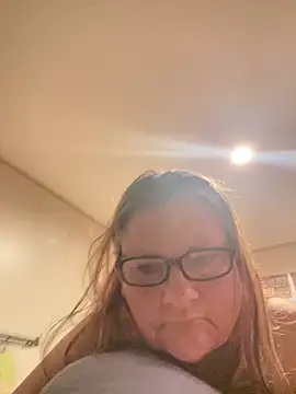 roxie6989 (F mature) - 1400
