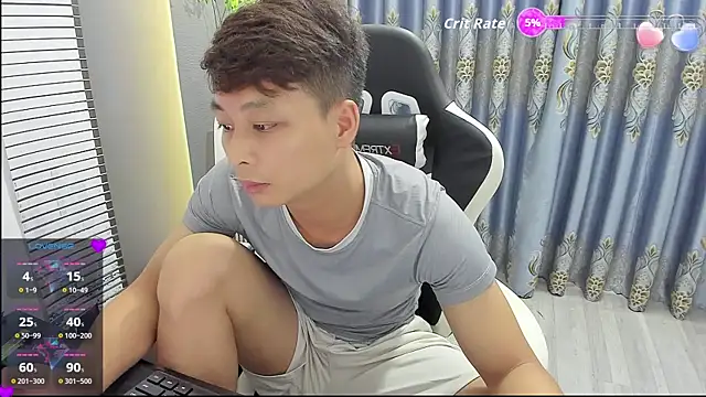 Naughty___asian webcam