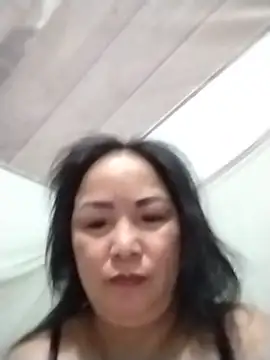 Naaya8109 webcam