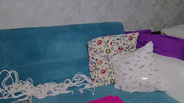 Brilliant_Doll webcam