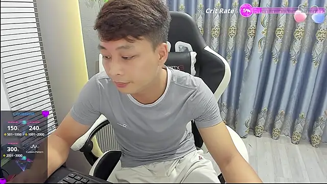 Naughty___asian webcam