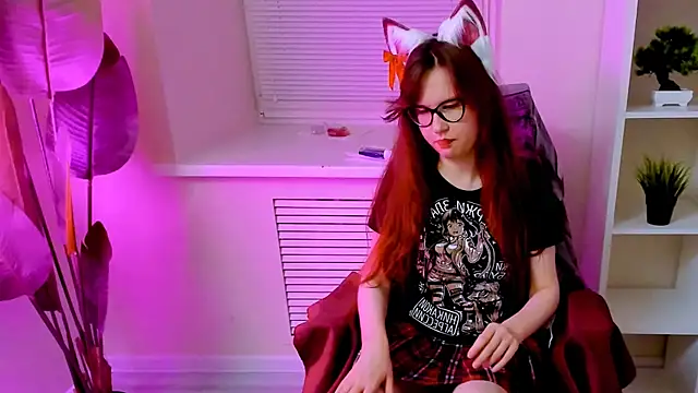 CarolGiggly webcam