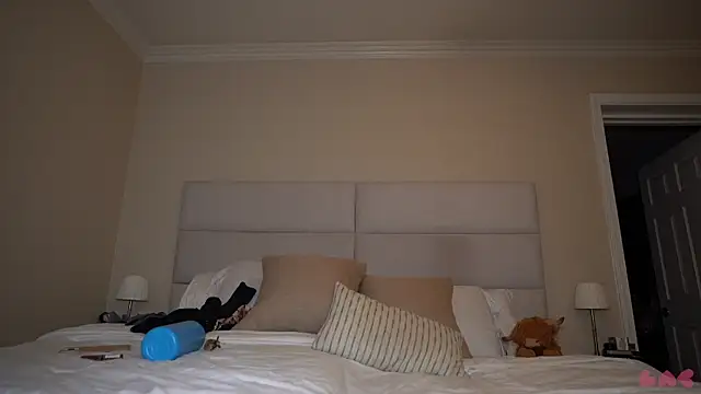 baedot live cam on StripChat