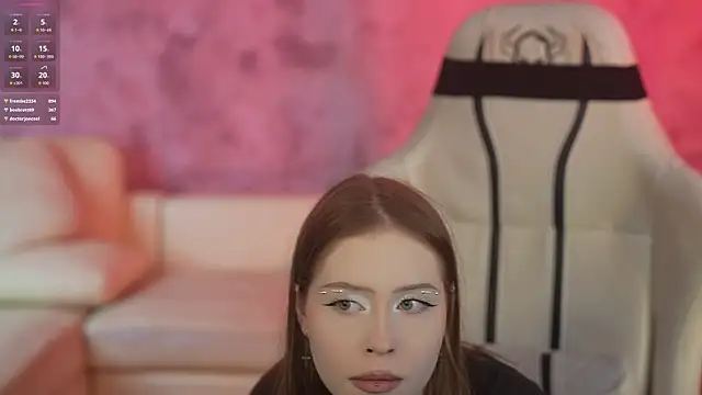 Esmie_Smile webcam