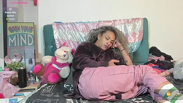 StefanyMiler webcam