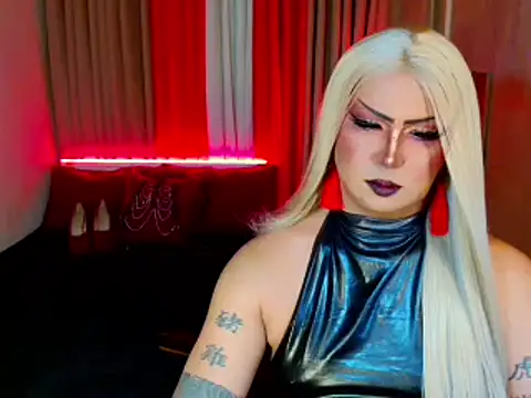 Wildest_Slave_Huntress webcam