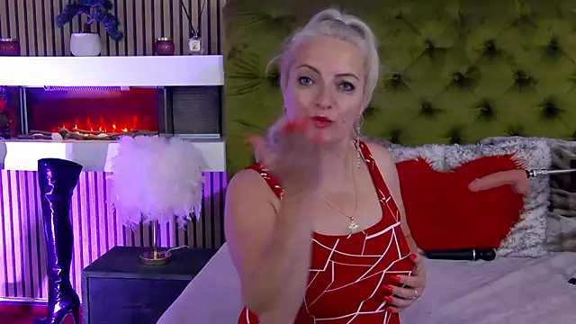 LadyTouch webcam