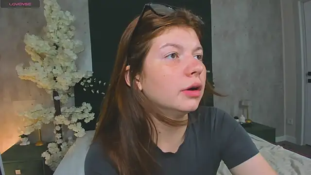 Nika_Jonson webcam