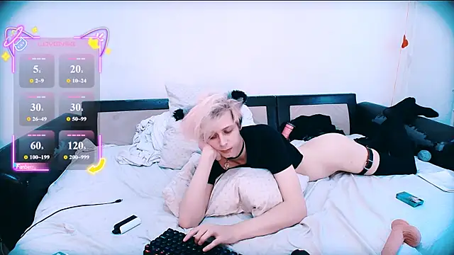 Littlepinkcat webcam