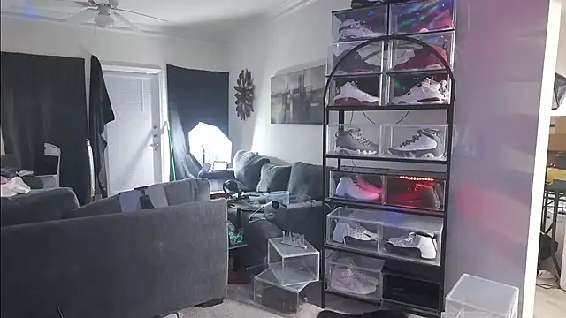 Triggerhappycj100 live sex cam
