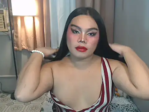 Model: TSbrianaHugeCock