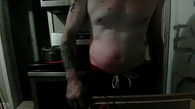 pornstro921 (Ask my age) - exclusive private show 8tk/min for 24hrs