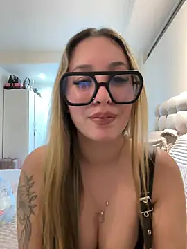 Mialunaxx
