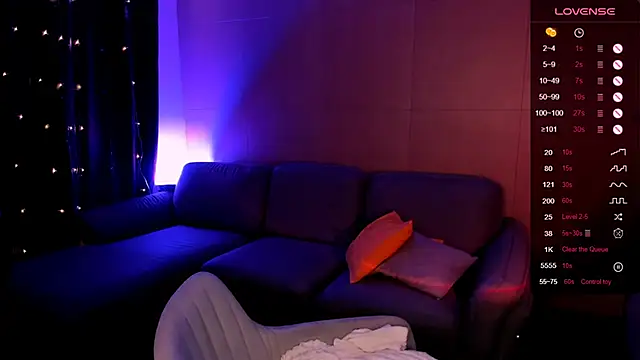 AnyaTaylor_ webcam