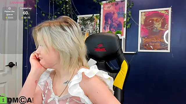 Sara_Robinson webcam