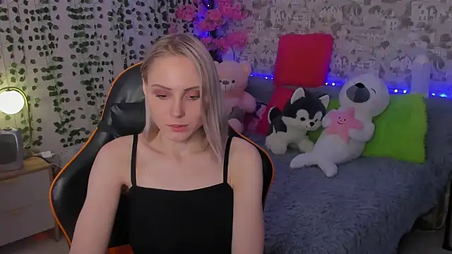Gina_Gina_love webcam