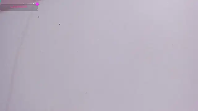 MissCurvyTop webcam