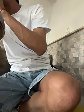 Yassir-xxxl webcam