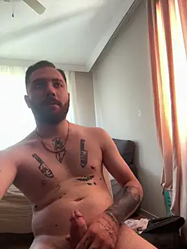 MertTtTtT006 webcam