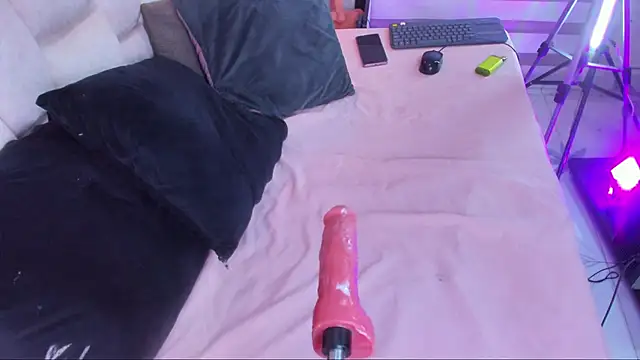 bigass_monic webcam