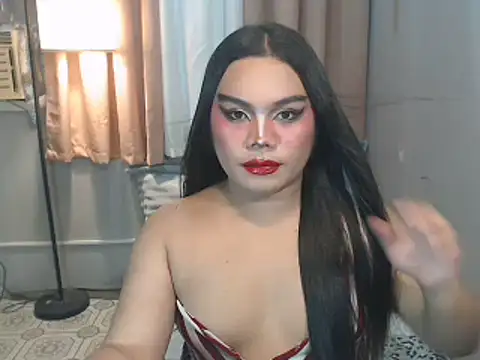 Model: TSbrianaHugeCock