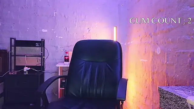 danielscock420 - DanielsCock420's free webcam - UK Sex Cams