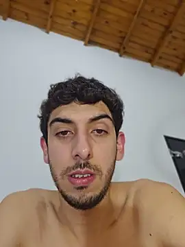 LeoyNicky98 webcam