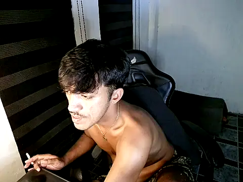Spicy_RowyCam webcam