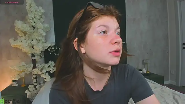 Nika_Jonson webcam