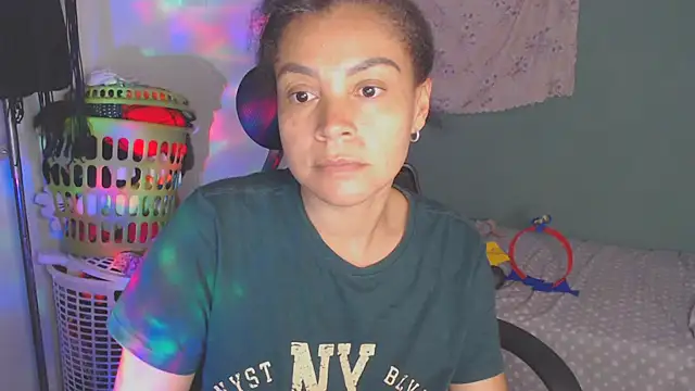 shayna_cute webcam