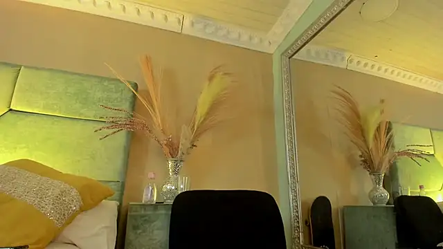 NoaahTylor webcam