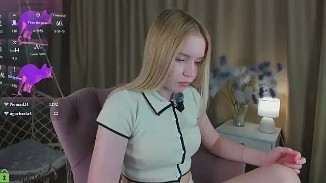 Linda__Bloom webcam