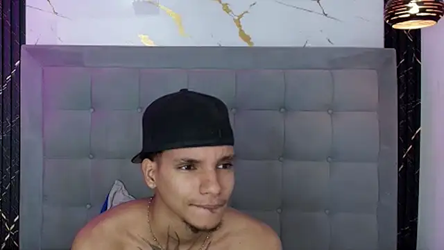 kai_storm77 webcam