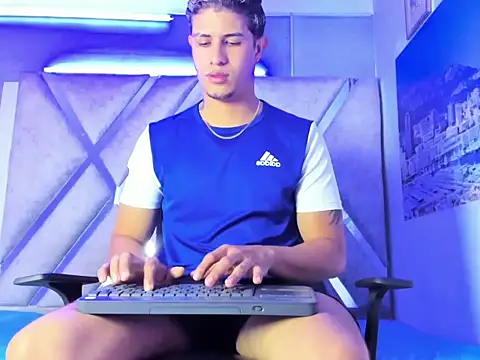 dominic_connor webcam