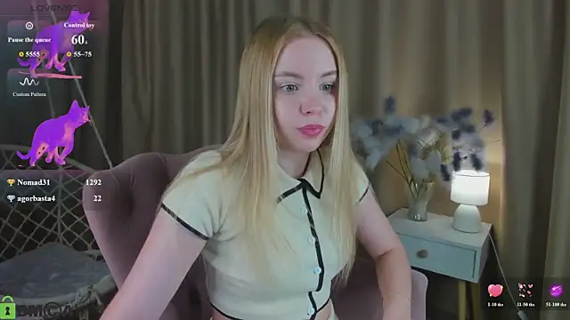 Linda__Bloom webcam