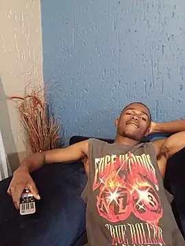 Boyzn_unfiltered webcam