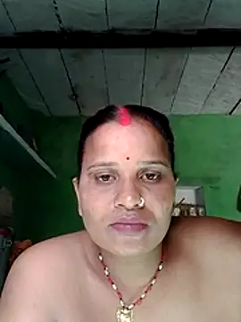 Shivani09900 webcam