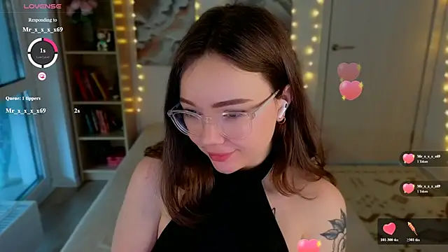 MilenaSaint webcam