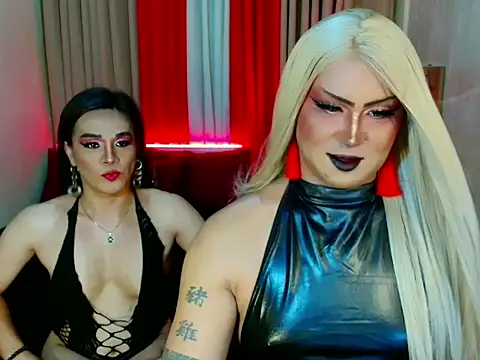 Wildest_Slave_Huntress webcam