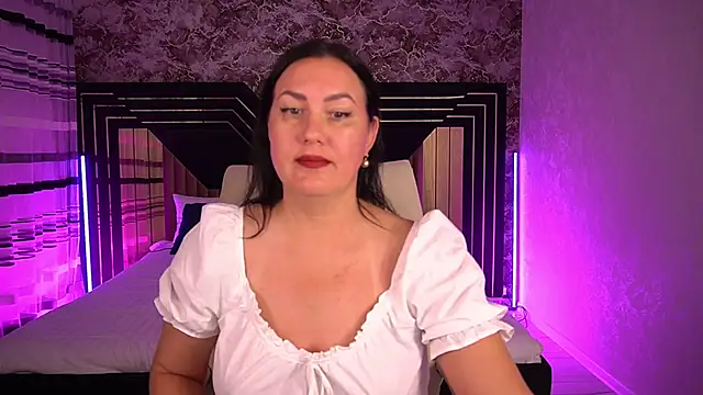 VelvetLuck webcam