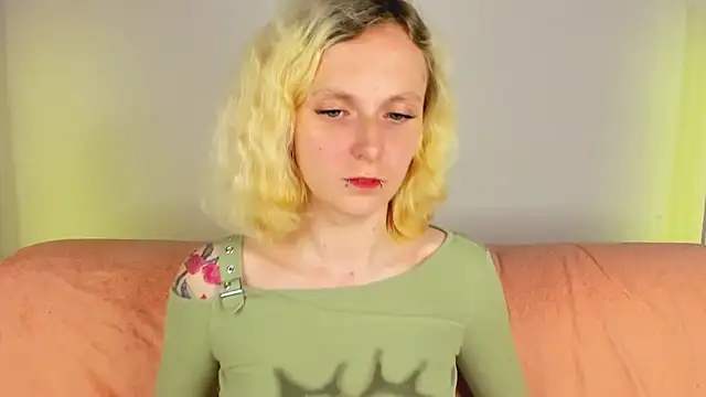 LikiLips webcam