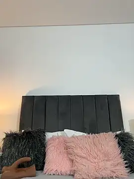 MadisonWilde webcam