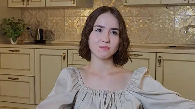 LucreciaLaforrest webcam