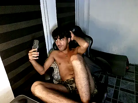 Spicy_RowyCam webcam