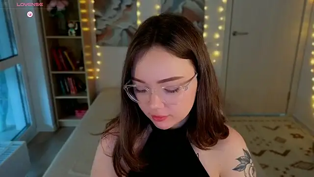 MilenaSaint webcam