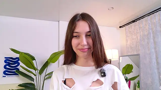 SoftyFlow live cam on StripChat