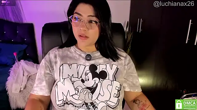 lucy26_ webcam
