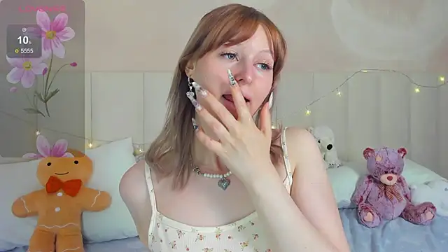 AdeleSilvy webcam