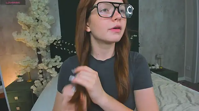 Nika_Jonson webcam